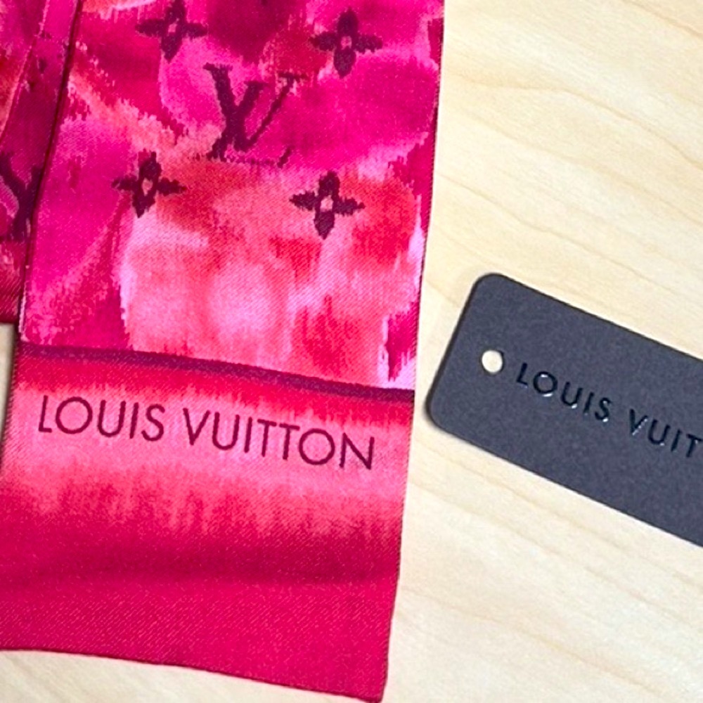 WOW POSHMARK Authentic Louis Vuitton Silk Festival Scarf for Neck Purse Backpack - Picture 3 of 14